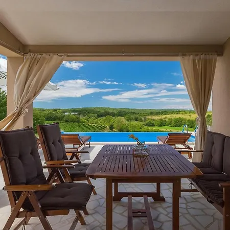 Pilati Nyaraló Poreč